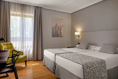Hotel Parque Real Отели в г. Кампо де Калатрава