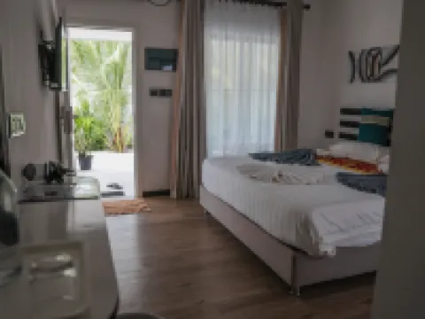 Belvedere Thoddoo Hotels in Thoddoo