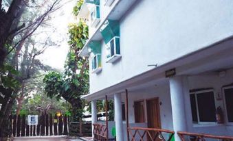 Azul Hotel & Restaurante