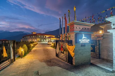 Lo Mustang Himalayan-Resort Отели в г. Муктинатх