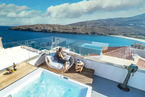 Castel Abaso Boutique Apartments by Explore Andros - Airport Shuttle