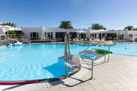 Nautilus Lanzarote - ที่มีสระว่ายน้ำ