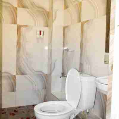 Velvet Hotel and Restaurant Rooms