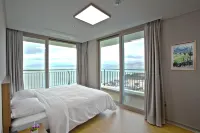 Sunvalley Resort Goheung Hotels near Dadohae National Park - Goheung Area