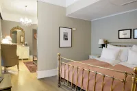 Home Hotel Bastion Norwegian Centre for Design and Architecture 주변 호텔