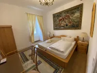 Jagdschloss Lalendorf Hotels in Lalendorf