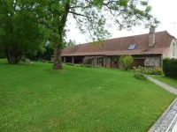 La Ferme d'Aristide Hotels in Saillenard