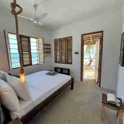 Mango Beach House Rooms