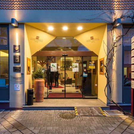 Hotel Central