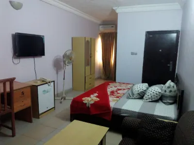 Prowess Hotel and Suites Hotels near Eleidi Community Field