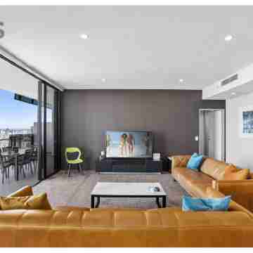 Circle on Cavill - Apartment Stay Private Rooms