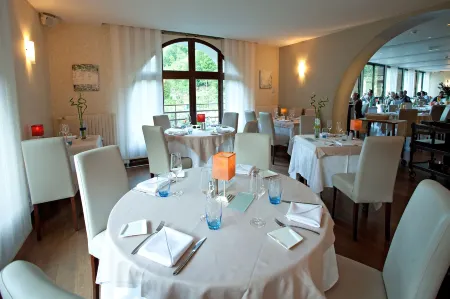 Hôtel la Rivière Отели в г. Сулаж-Бонваль