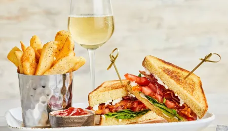 Courtyard Portland Downtown/Waterfront