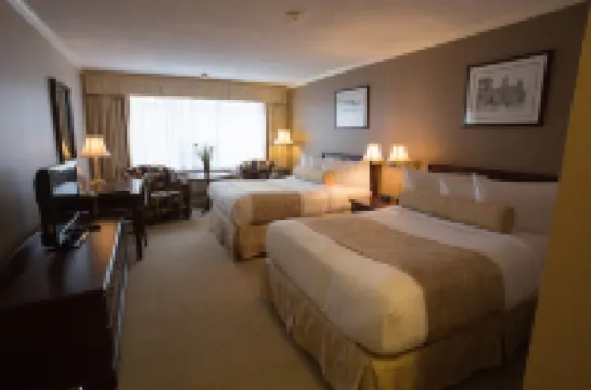 더 프레더릭턴 인