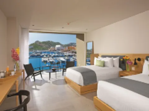 Breathless Cabo San Lucas Resort & Spa โรงแรมในลอสคาบอส