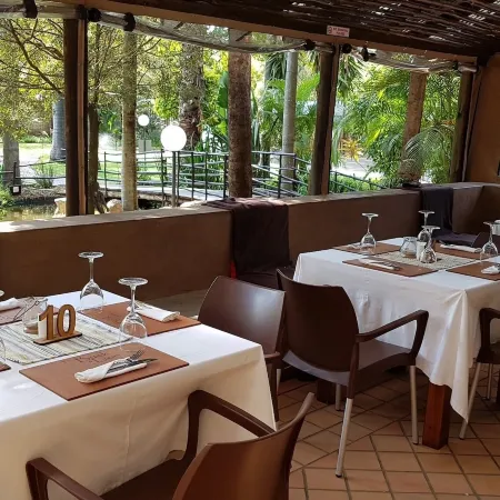 Lion's Guesthouse and the Buck&Lion Restaurant
