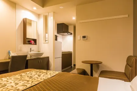 Mr.KINJO in SAKAEMACHI＜那覇市安裡＞