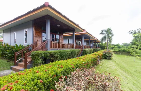 蘭達拉帕亞度假村