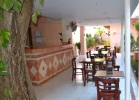 Hotel Plaza Hotels in Santa Elena