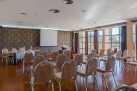 Luna Hotel Serra da Estrela Hotels in Ковильян