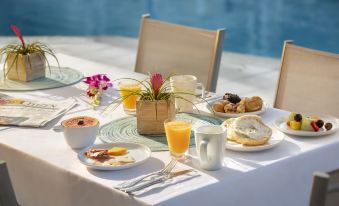 Orchid Key Inn - Adults Only