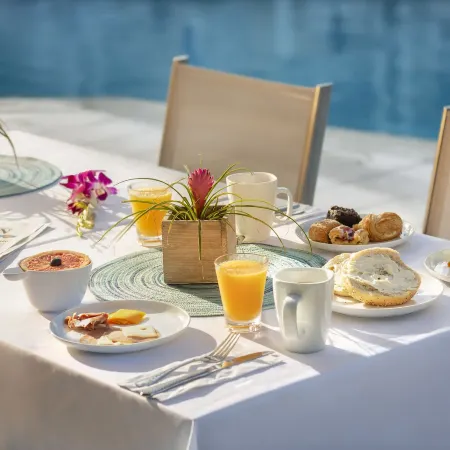 Orchid Key Inn - Adults Only