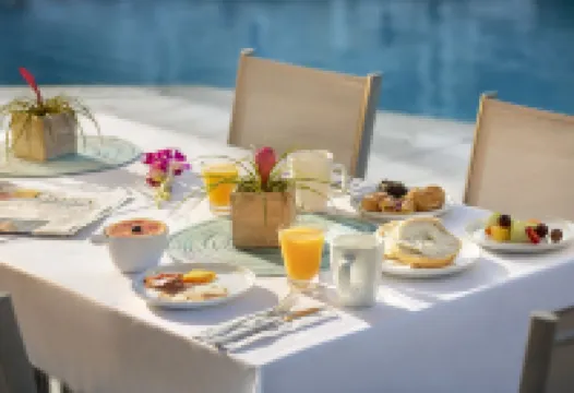 Orchid Key Inn - Adults Only