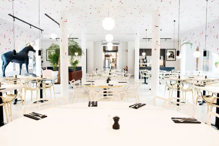 Mabi City Centre Hotel Отели в г. Маастрихт