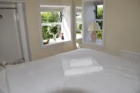 One Marine Place Hotels in 