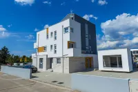 Apartments & Rooms Villa Casia Hotels in Gajac