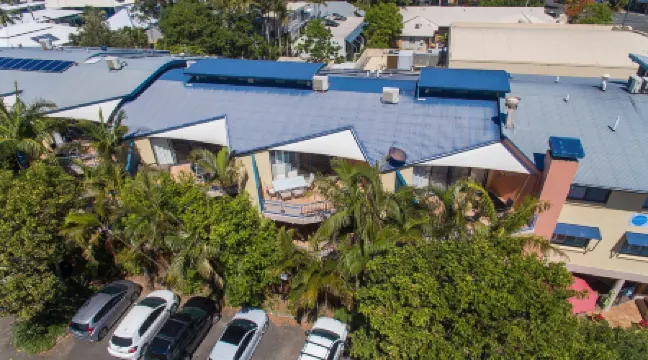 拜倫季假日公寓