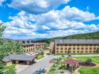 COZY Updated Studio-KING bed, kitchenette-Pool/Spa/Sauna Hotels in Brian Head