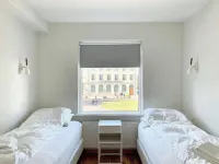 Day Dream Townhall Square Apartments Hotels in 