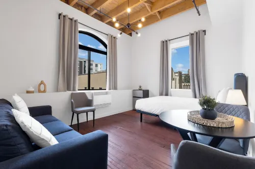 The Little Prince Rooms - Old Montreal Hotels in Montreal