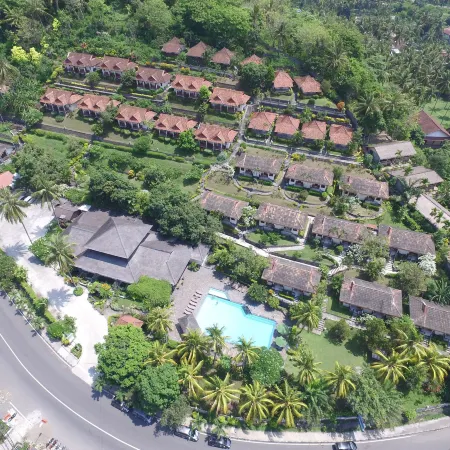 Puri Bunga Beach Cottages