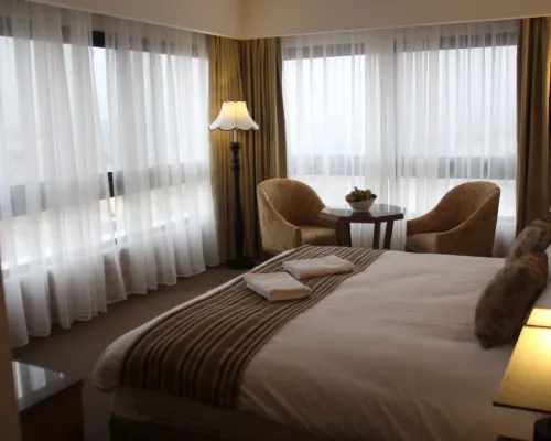 Saray Hotel Отели рядом с достопримечательностью «Радужная улица»