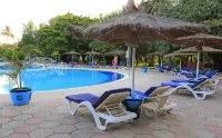 The Kairaba Beach Hotel - Strand