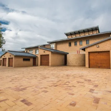 HoyoHoyo Acorns Lodge