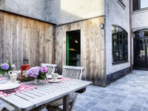 Menin Gate House  1 Hotels in Ieper