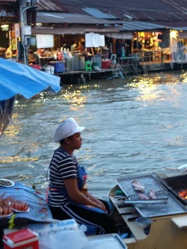 รูปภาพของรูมเควสท์ ตลาดน้ำอัมพวา ไวยลาสำราญ