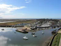 Vinegar Hill Pottery Hotels in Milford-on-Sea