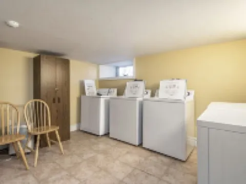 Windmill Walk Hotels in Dartmouth