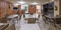 Hotel Thomasi Express - Londrina - Bữa sáng
