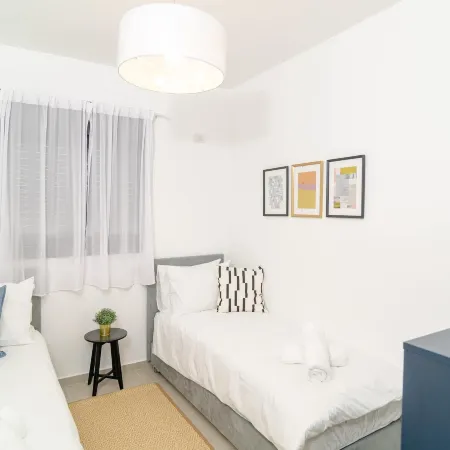 DOV Garden Apartment with Private Pool