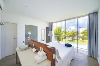 B Blue Beachouses Hotels in Guarajuba