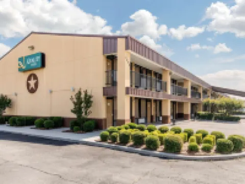 Quality Inn Paris Texas Hotels in Paris