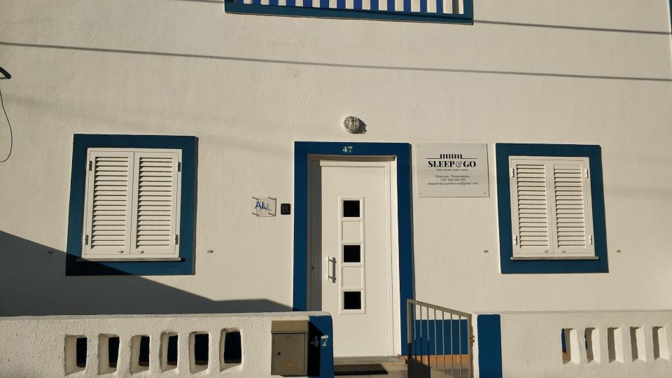 Sleep & Go Faro Airport Guest House