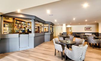 Onich Hotel & Lochside Beach Pods