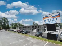 Budget Lodge Churchland - parking