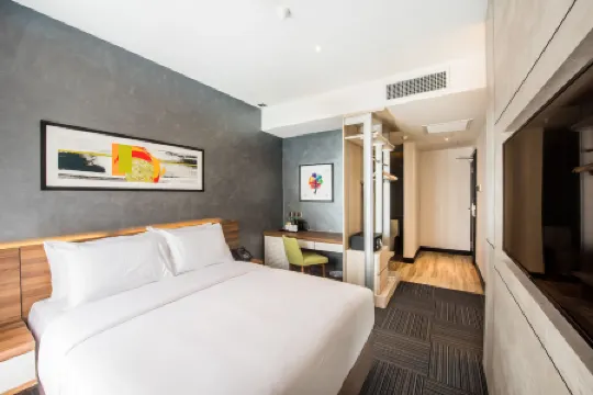 The Smith House Отели рядом с достопримечательностью «Блэк- Сэнд- Бич»